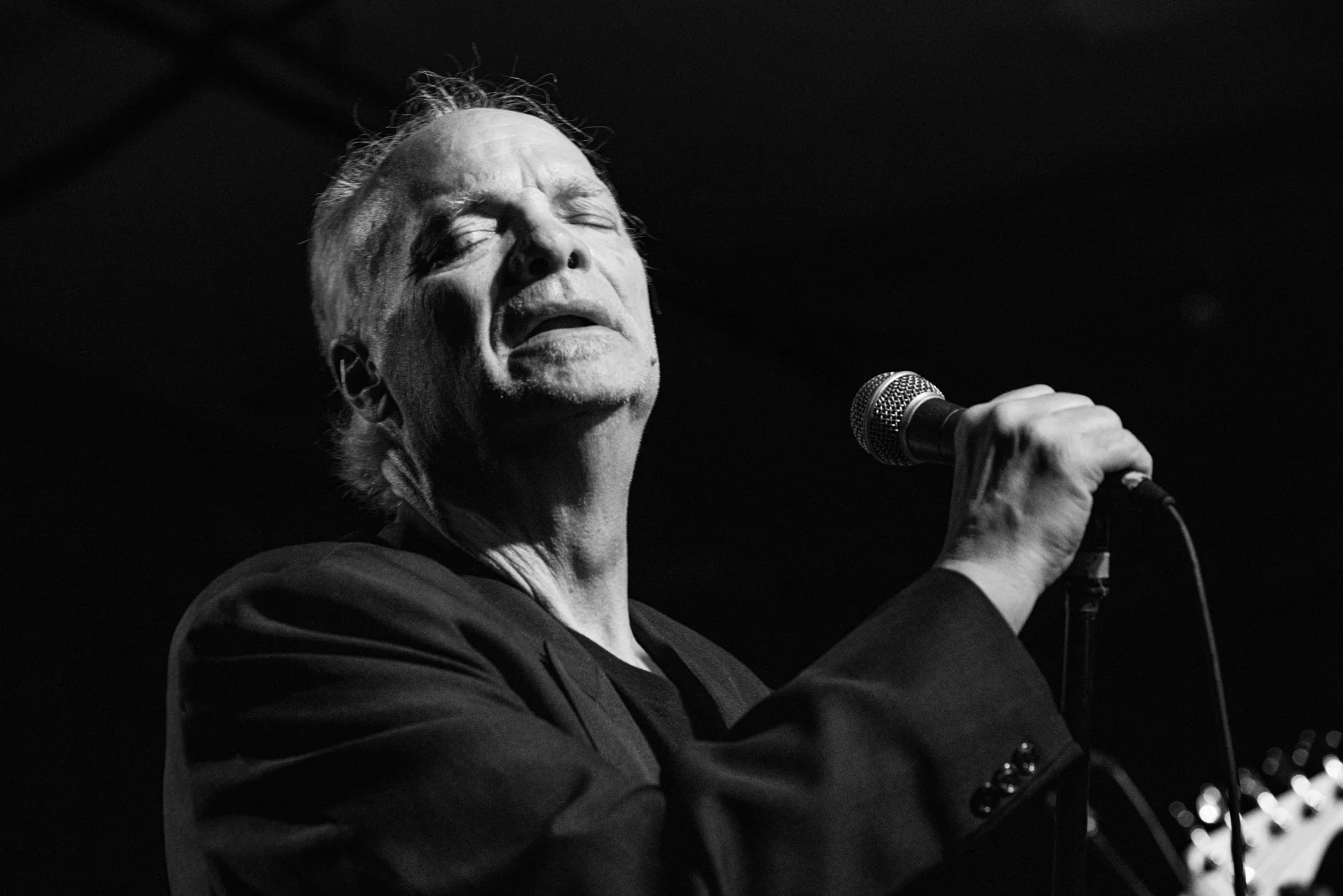 Curtis Salgado performing